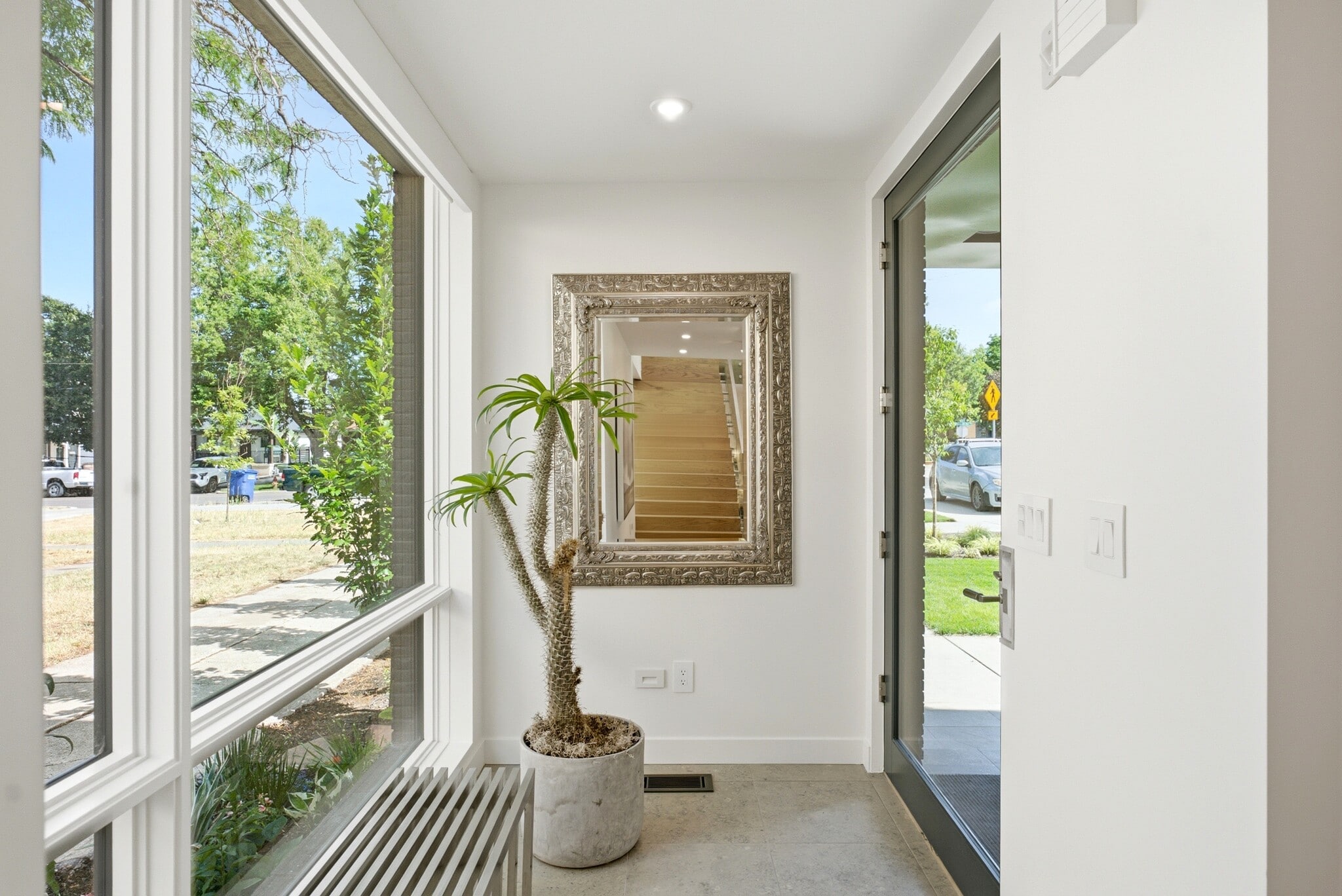 Building Photo - 780 E 900 S