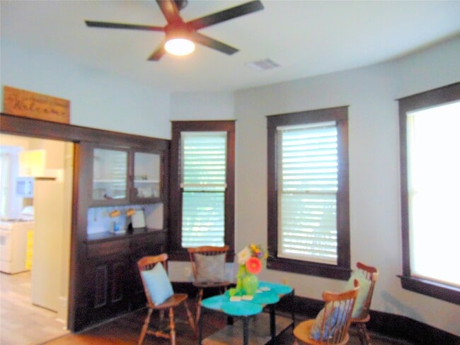 Building Photo - 3420 Avenue R