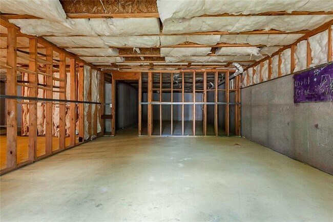 Building Photo - 3035 Whittier Way