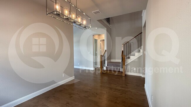 Building Photo - 3508 Covedale Blvd