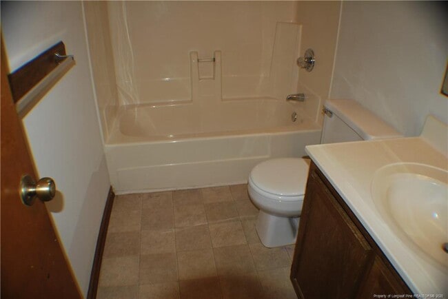 Building Photo - 5924 Labonte Dr