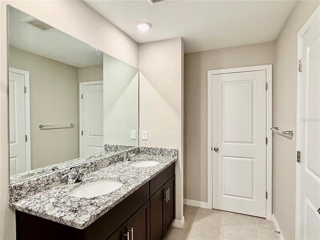 Building Photo - 5921 Sailor Coast Wy