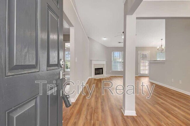 Building Photo - 342 Hunterian Pl