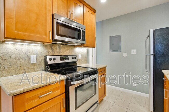 Building Photo - 505 Cypress Point Dr