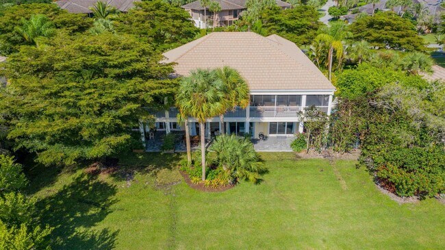 Building Photo - 11829 Pebblewood Dr