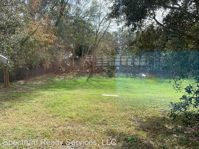 Building Photo - 2 br, 2.5 bath House - 6326 Kimberly Lane