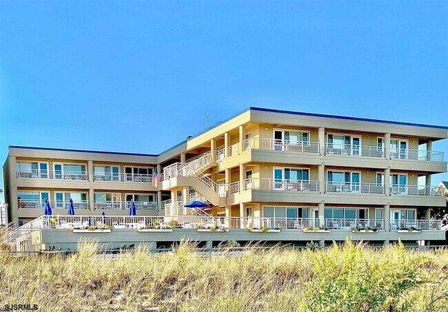 Primary Photo - 6100 Boardwalk