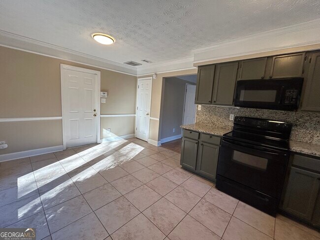 Building Photo - 145 Long Leaf