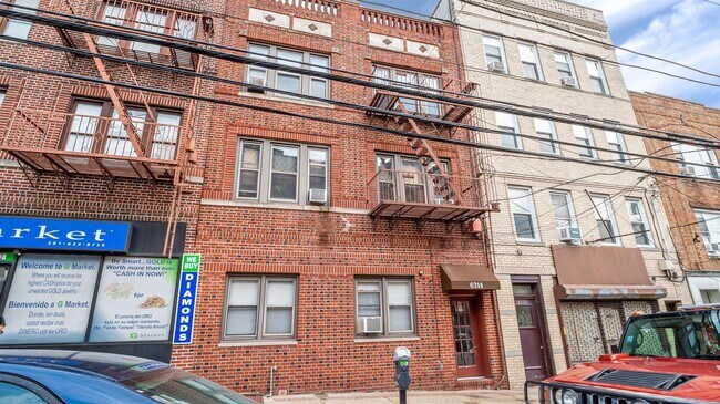 Building Photo - 6314 Park Ave