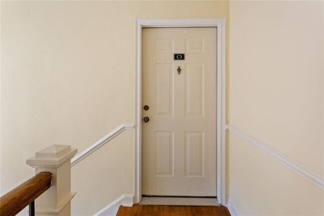 Building Photo - 115 Peachtree Memorial Dr NW