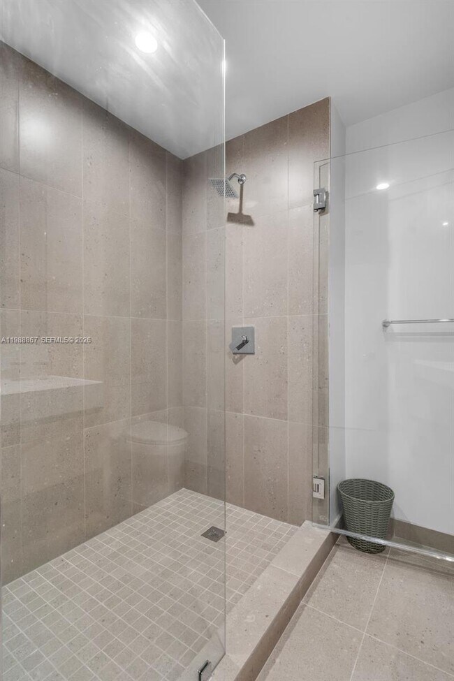 Building Photo - 601 N Miami Ave