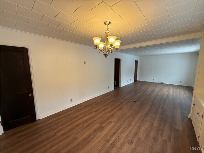 Building Photo - 127 Wyoming Ave