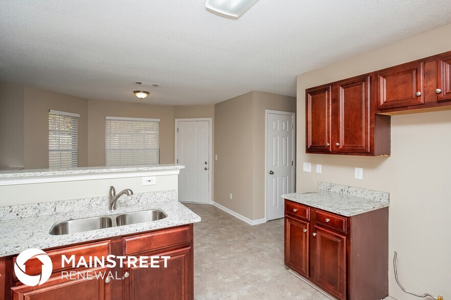 Building Photo - 6802 Fireside Ln