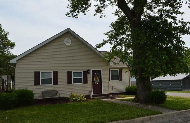 Building Photo - 2935 N 17th St