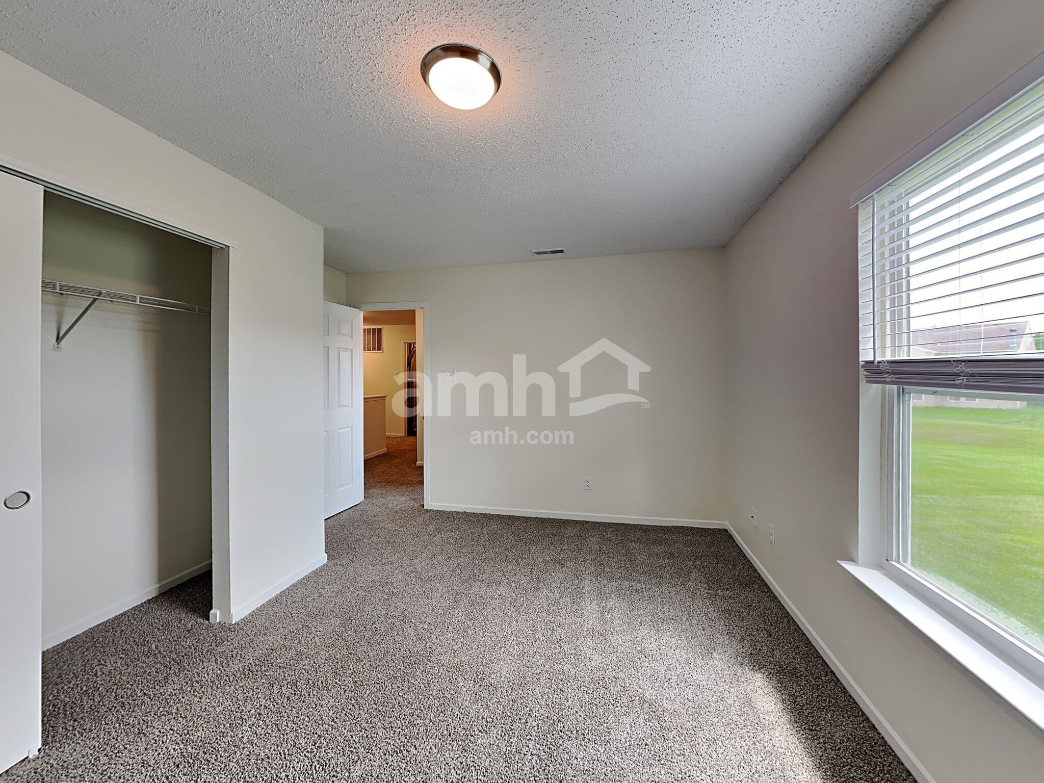 Building Photo - 10275 Holly Berry Cir