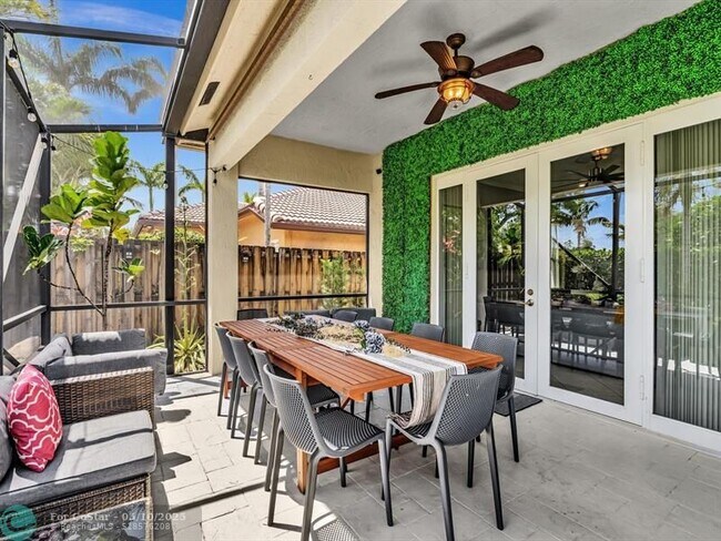 Building Photo - 14304 S Royal Cove Cir