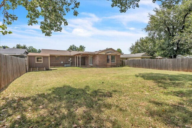 Building Photo - 4121 Monica Dr