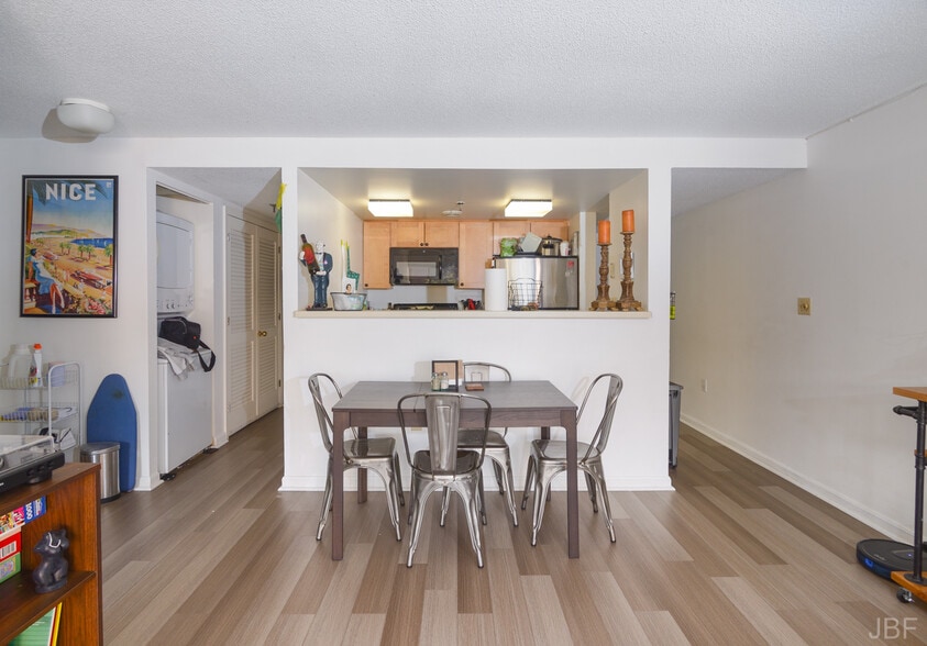 Dining Area - 20 Webster St