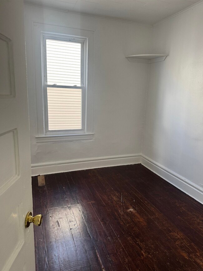 Building Photo - 770 Harrison Ave