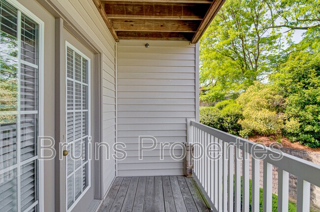 Building Photo - 4505 Old Battleground Rd