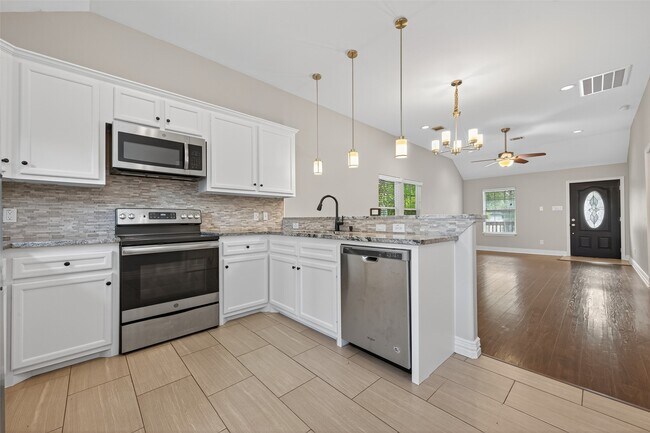 Building Photo - 2509 Moreau St