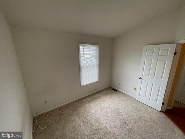 Building Photo - 14315 Uniform Dr