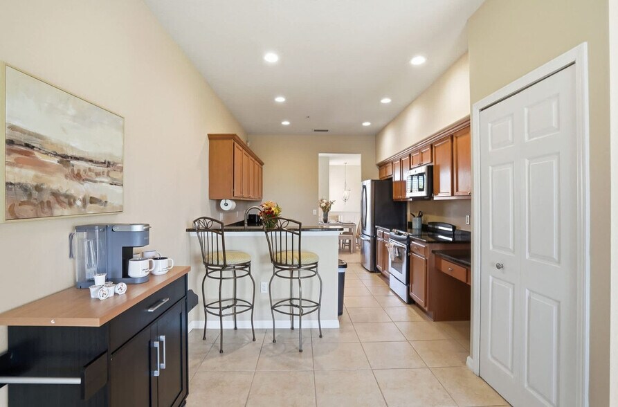 Building Photo - 1251 Burgos Dr
