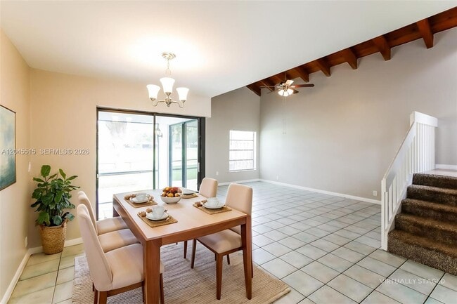Building Photo - 1430 W Sandpiper Cir