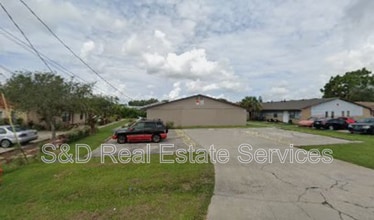 Building Photo - 3025 St Paul Dr
