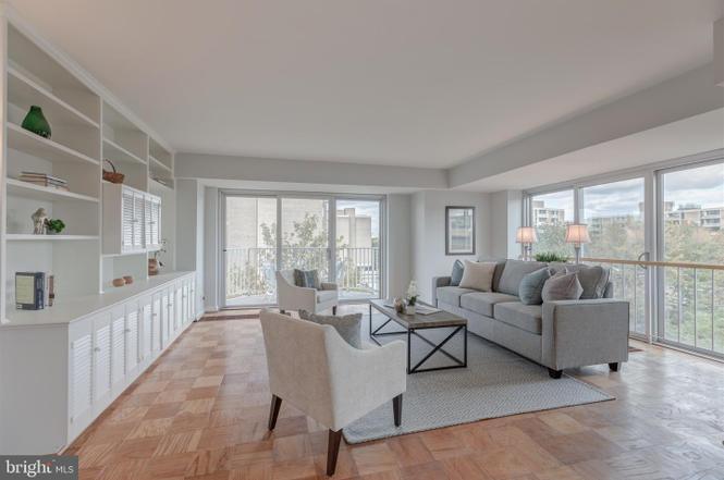 Building Photo - 560 N Street SW