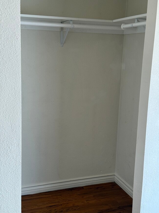 Building Photo - 1373 1st Ave