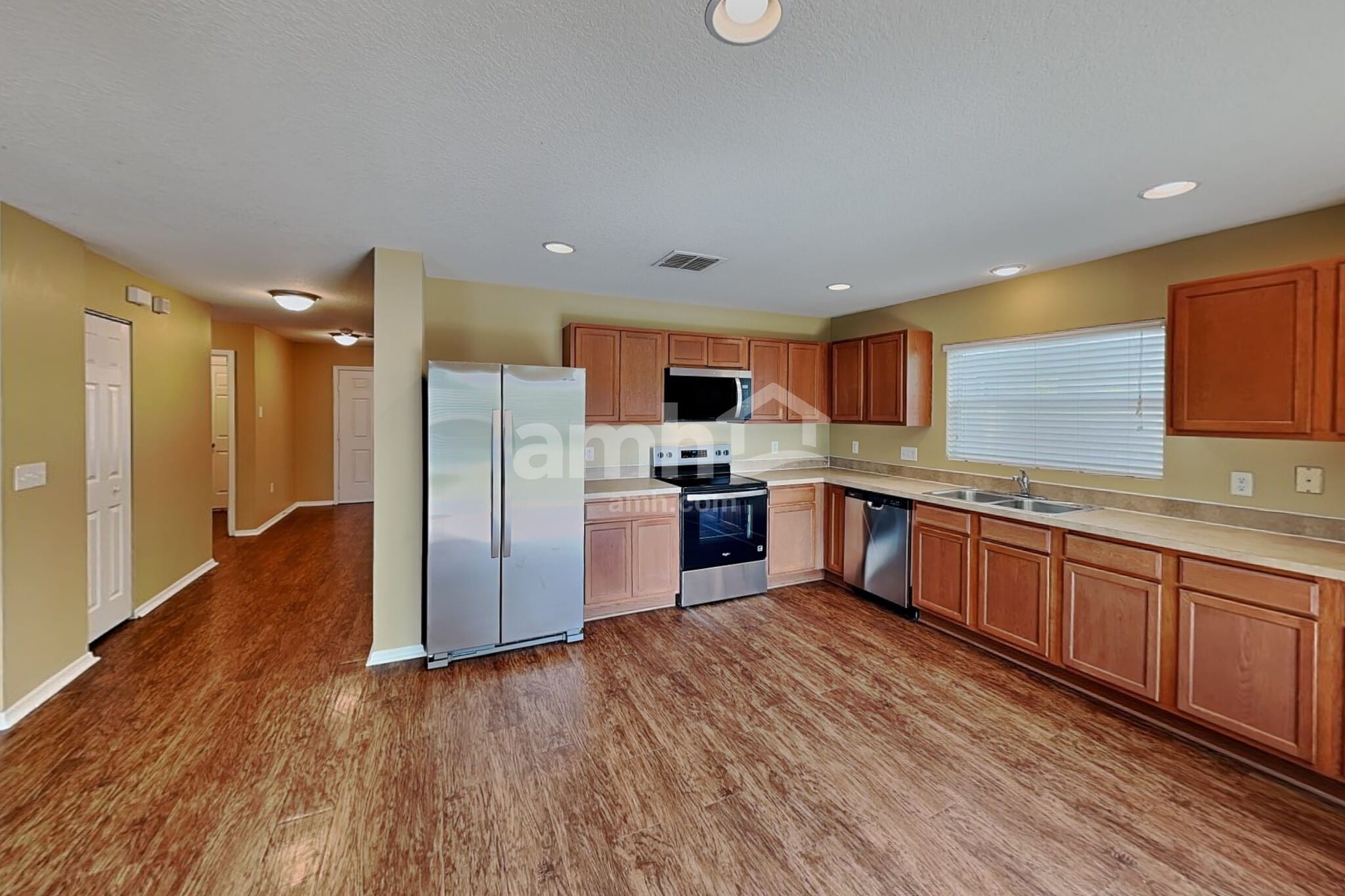 Building Photo - 1733 Strathmore Cir