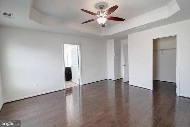 Building Photo - 5919 Leben Dr