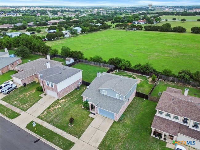 Building Photo - 5206 Oster Dr