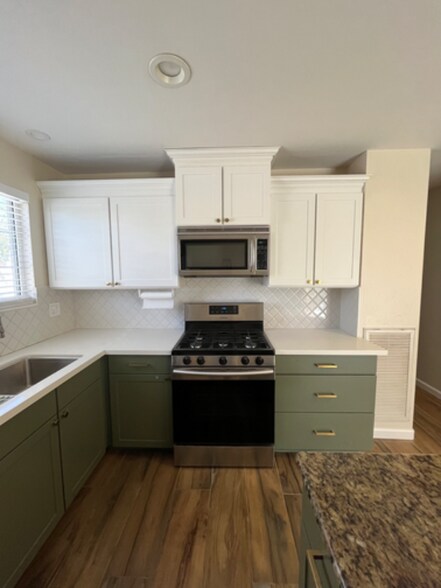 Building Photo - 3665 Argonne St