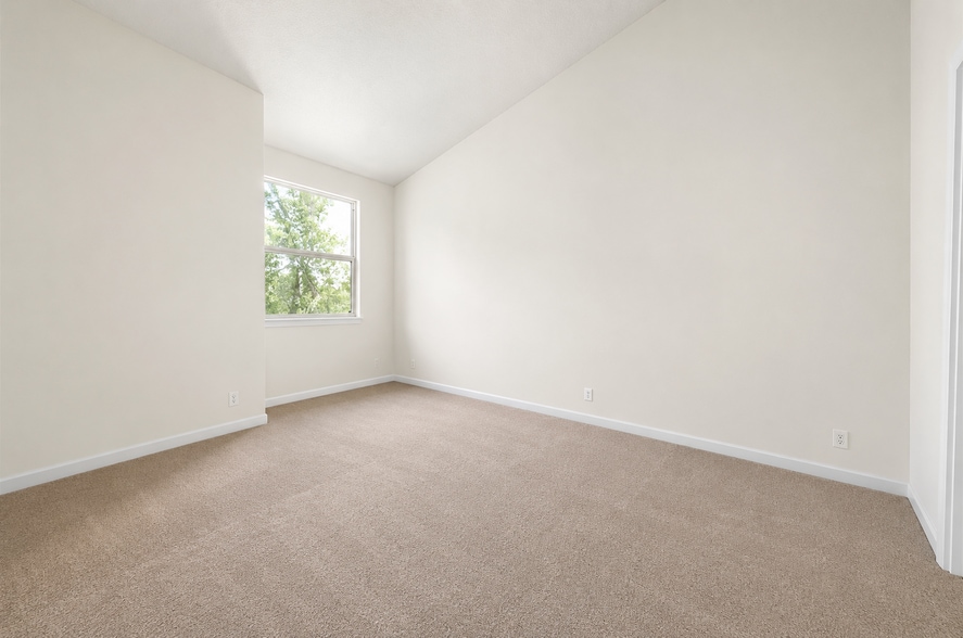 Building Photo - 1853 Rue Bienville Pl