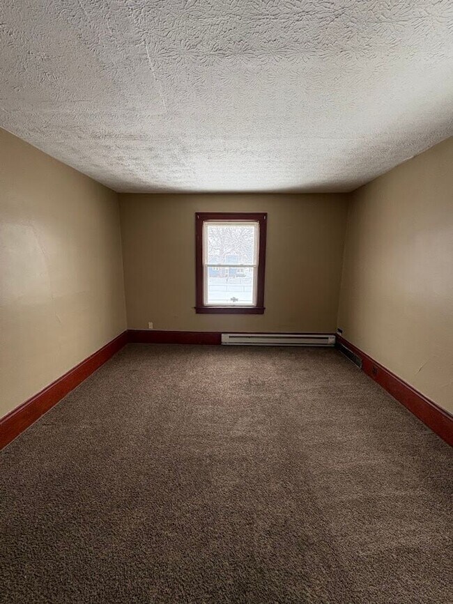 Building Photo - California Triplex