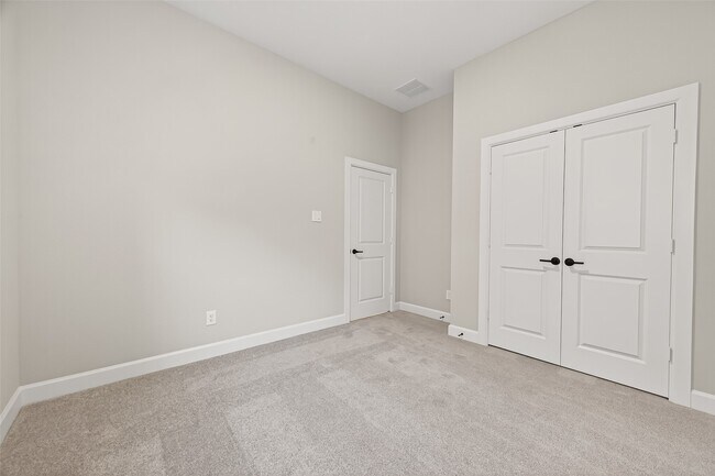 Building Photo - 11219 Peacock Flower St