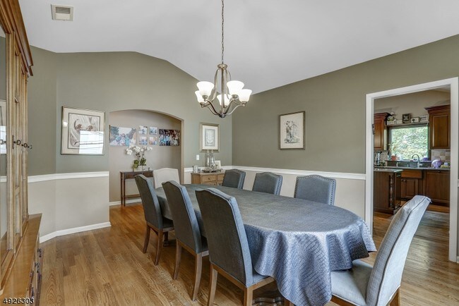 Building Photo - 29 Cypress Terrace