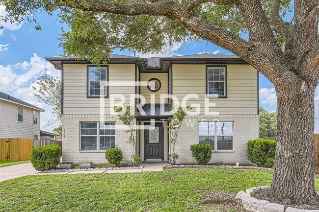 Primary Photo - 1035 San Antonio Ct