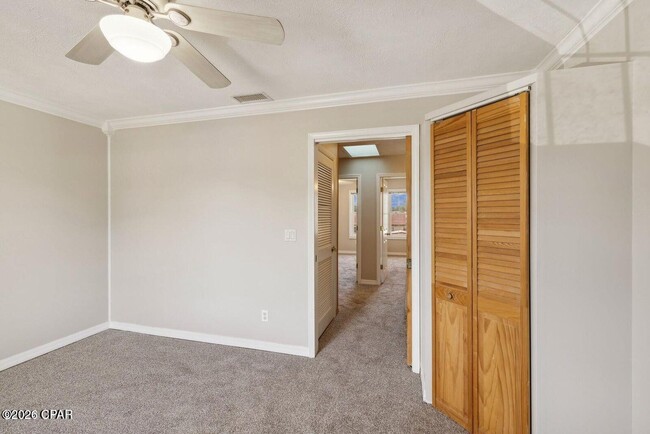 Building Photo - 6601 Pridgen St