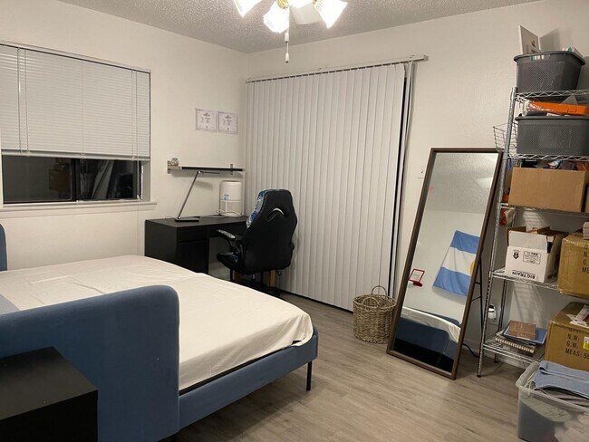 Building Photo - West Campus - San Gabriel Place - Fully Funished - Washer / Dryer - Huge Patio - $1400