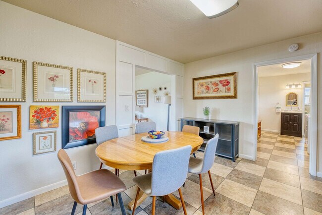 Primary Photo - 312 Crestview Dr