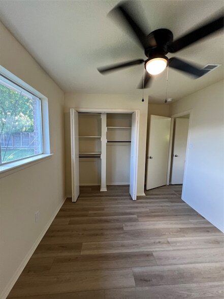 Building Photo - 5023 Ridgestone St