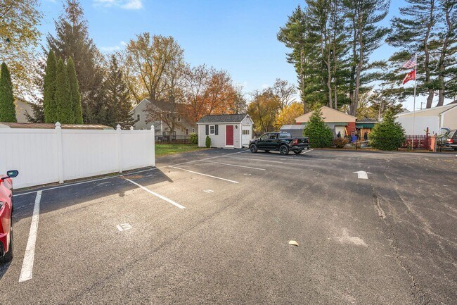 Building Photo - 1145 Hayward St