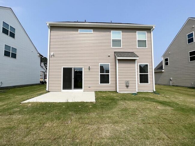 Building Photo - 324 Highview Dr