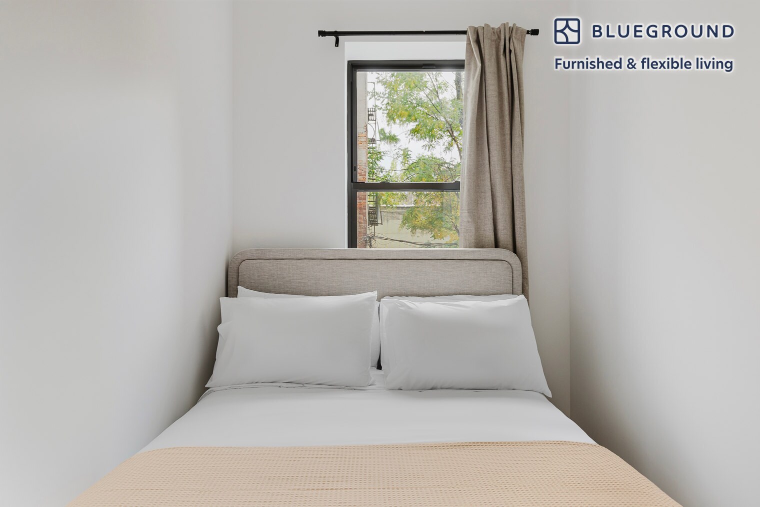 Building Photo - 250 Union Ave