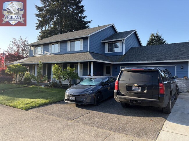 Building Photo - Ideal 4 bedroom home