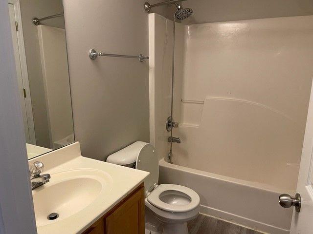 Building Photo - 2545 Avery Park Cir