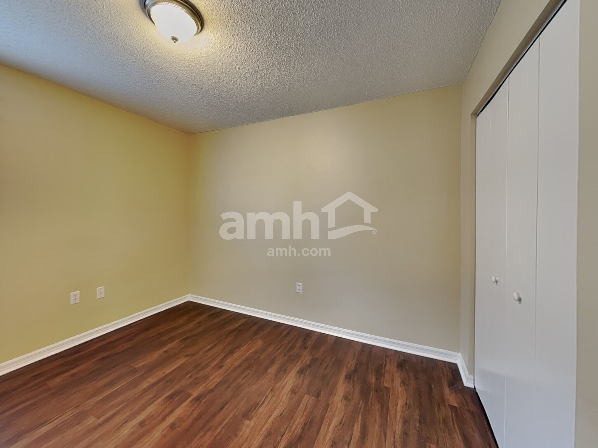 Building Photo - 7831 Chadwick Dr